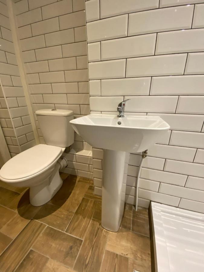 Queen Street Boutique Suites เอดินบะระ ภายนอก รูปภาพ Bathroom