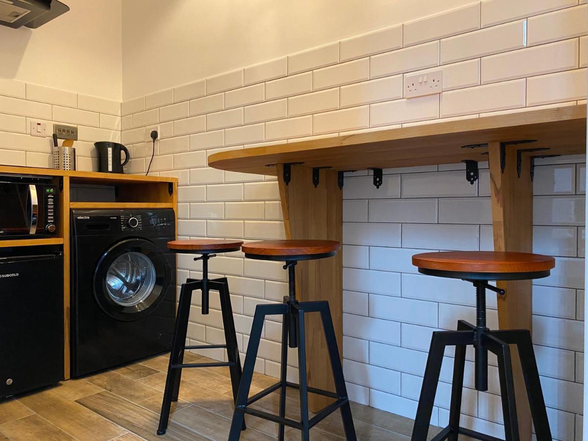 Queen Street Boutique Suites เอดินบะระ ภายนอก รูปภาพ A breakfast bar